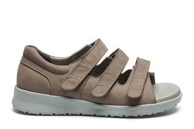 salg af NEW FEET SANDAL I SANDFARVET NUBUCK