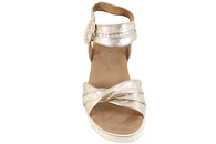 CAPRICE PLATINO METALLIC SANDAL I SKIND