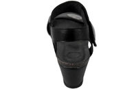 CASHOTT MED SØLVFARVEDE STORE KNAPPER