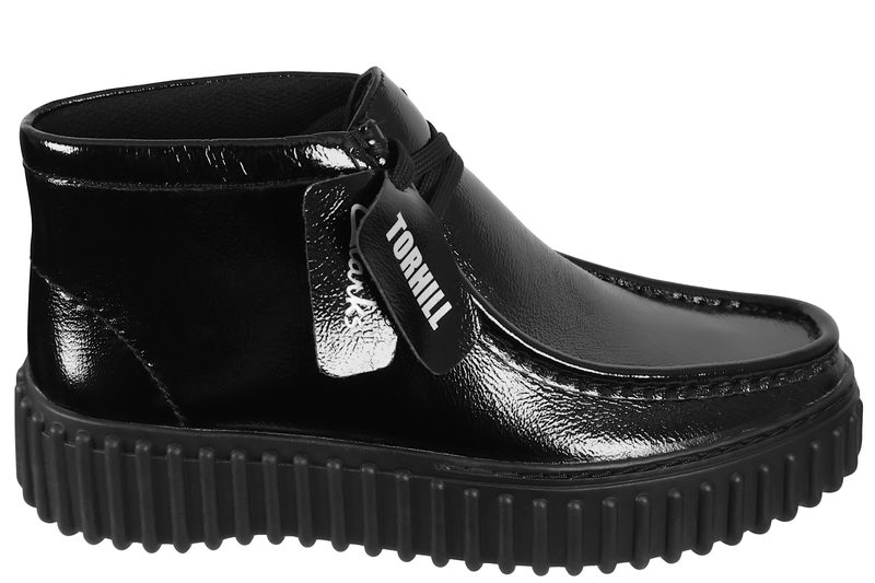 salg af CLARKS TORHILL MOSS STØVLE I SORT LAK