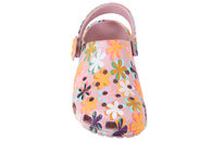 CROCS CLASSIC RETRO SUMMER CLOG K I LYSERØDT GUMMI MED BLOMSTER