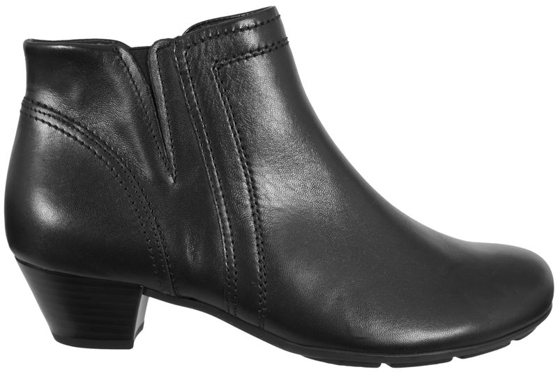 salg af GABOR KORT STØVLE I SORT GLAT SKIND