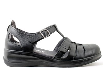 salg af NEW FEET LUKKET SANDAL I SORT