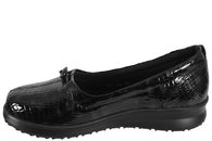 NEW FEET 261-46-1910