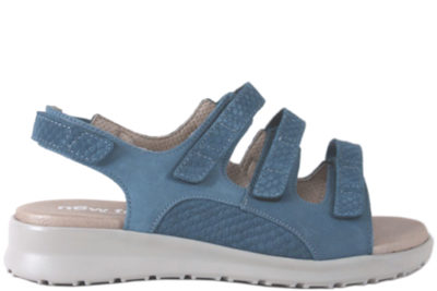 salg af NEW FEET JEANSBLÅ SANDAL I PRÆGET NUBUCK