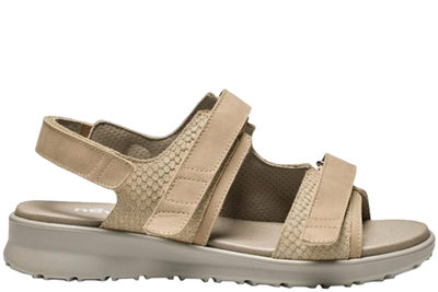 salg af NEW FEET SANDAL I SANDFARVET PRÆGET KALVESKIND