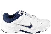 salg af NIKE DEFYALLDAY SNEAKERS I HVIDT PU