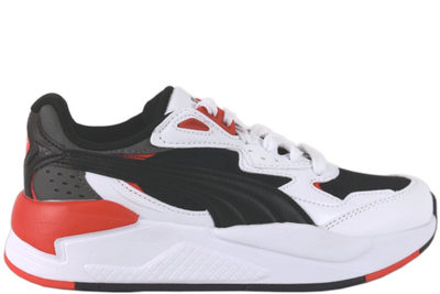 salg af PUMA X-RAY SPEED JR HVID OG SORT SNEAKERS MED RØDE DETALJER