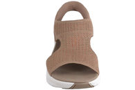 SKECHERS ARCH FIT MY EVERYDAY.