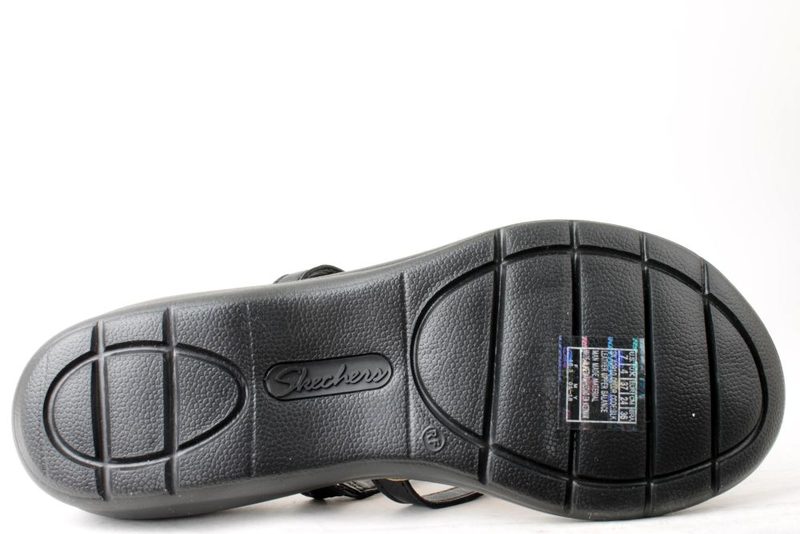 skechers passenger quatre