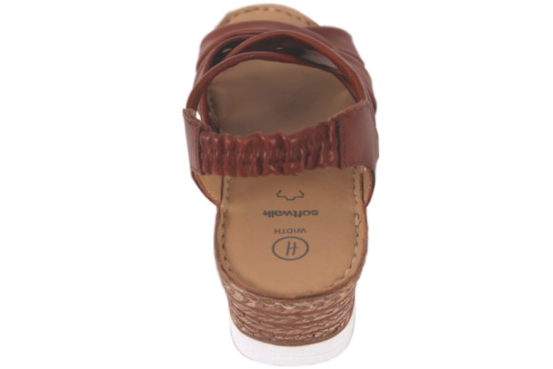 Køb SOFTWALK COGNAC SANDAL GLAT SKIND Her - af Lette sandaler